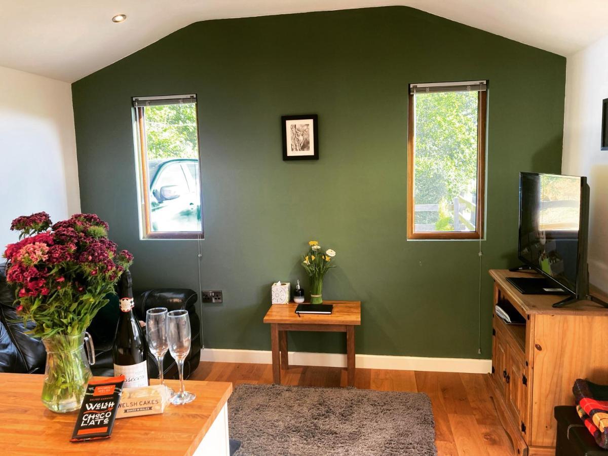 Cabin Pren , Darowen , Machynlleth 아파트 외부 사진